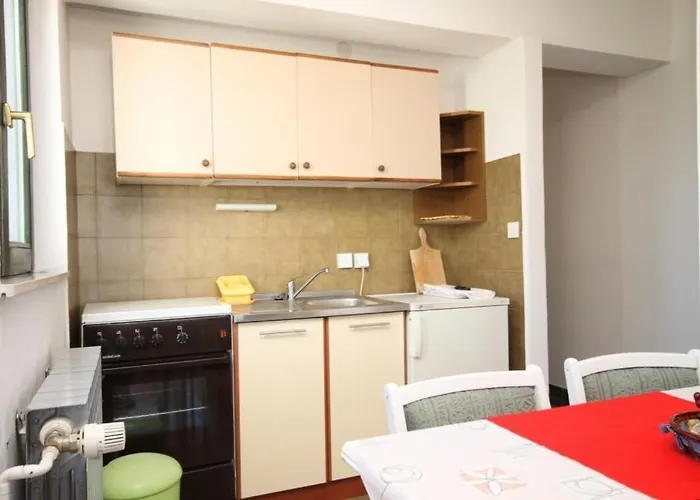 Apartament With A Parking Space Preko, Ugljan - 8431