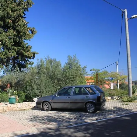 With A Parking Space Preko, Ugljan - 8431 Apartment *