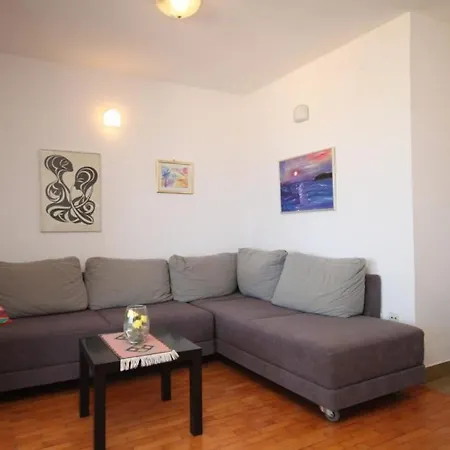 Апартаменты With A Parking Space Preko, Ugljan - 8431