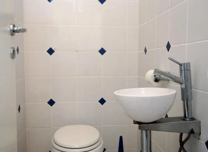 With A Parking Space Preko, Ugljan - 8431 Апартаменты Преко