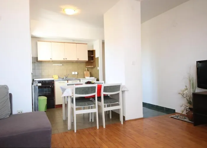 With A Parking Space Preko, Ugljan - 8431 Апартаменты