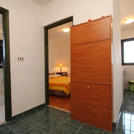 With A Parking Space Preko, Ugljan - 8431