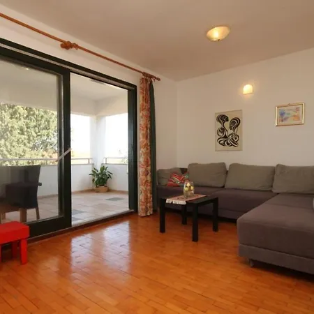 With A Parking Space Preko, Ugljan - 8431 Preko