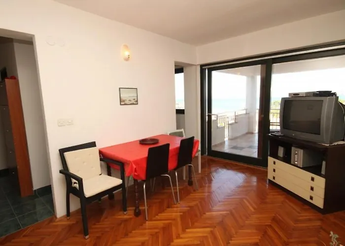 With A Parking Space Preko, Ugljan - 8431 * بريكو