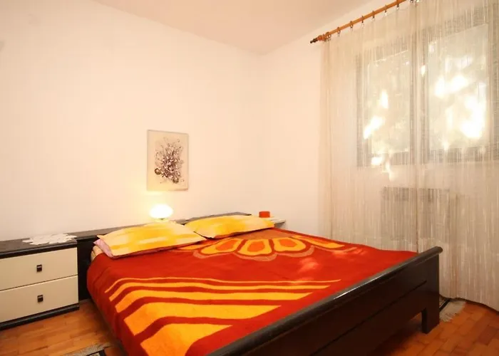 With A Parking Space Preko, Ugljan - 8431 *