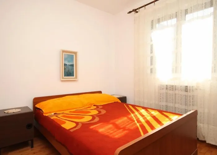 With A Parking Space Preko, Ugljan - 8431 شقة بريكو