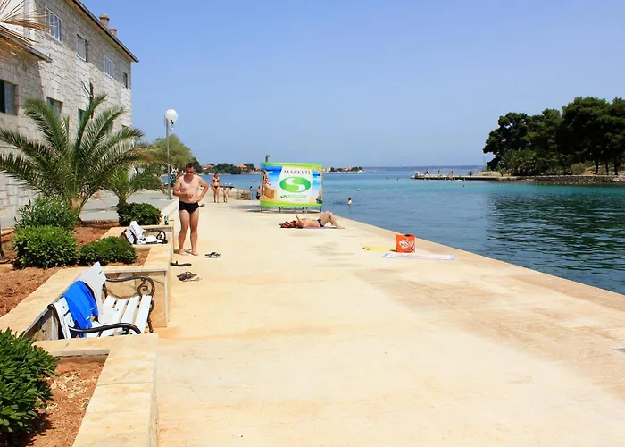 With A Parking Space Preko, Ugljan - 8431