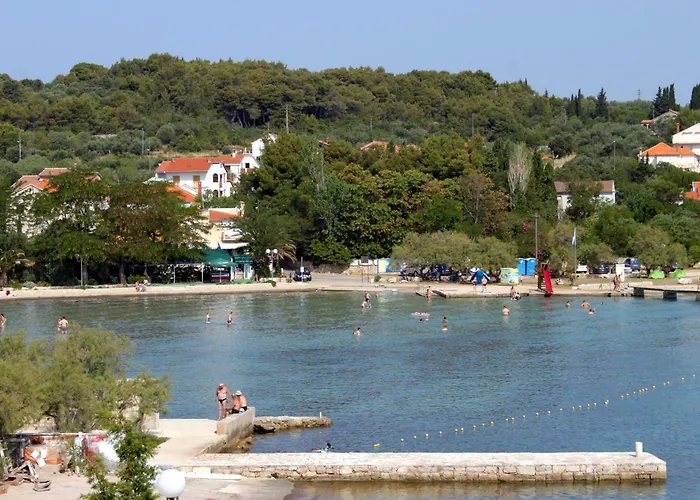 شقة With A Parking Space Preko, Ugljan - 8431 بريكو